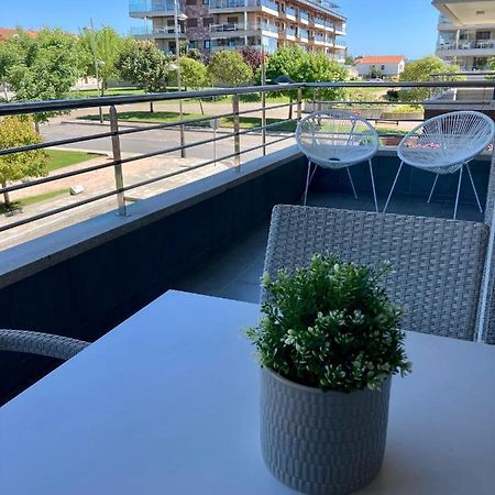 Acogedor apartamento con terraza en Portonovo Esterno foto