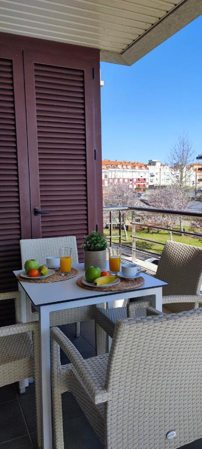 Acogedor apartamento con terraza en Portonovo Esterno foto